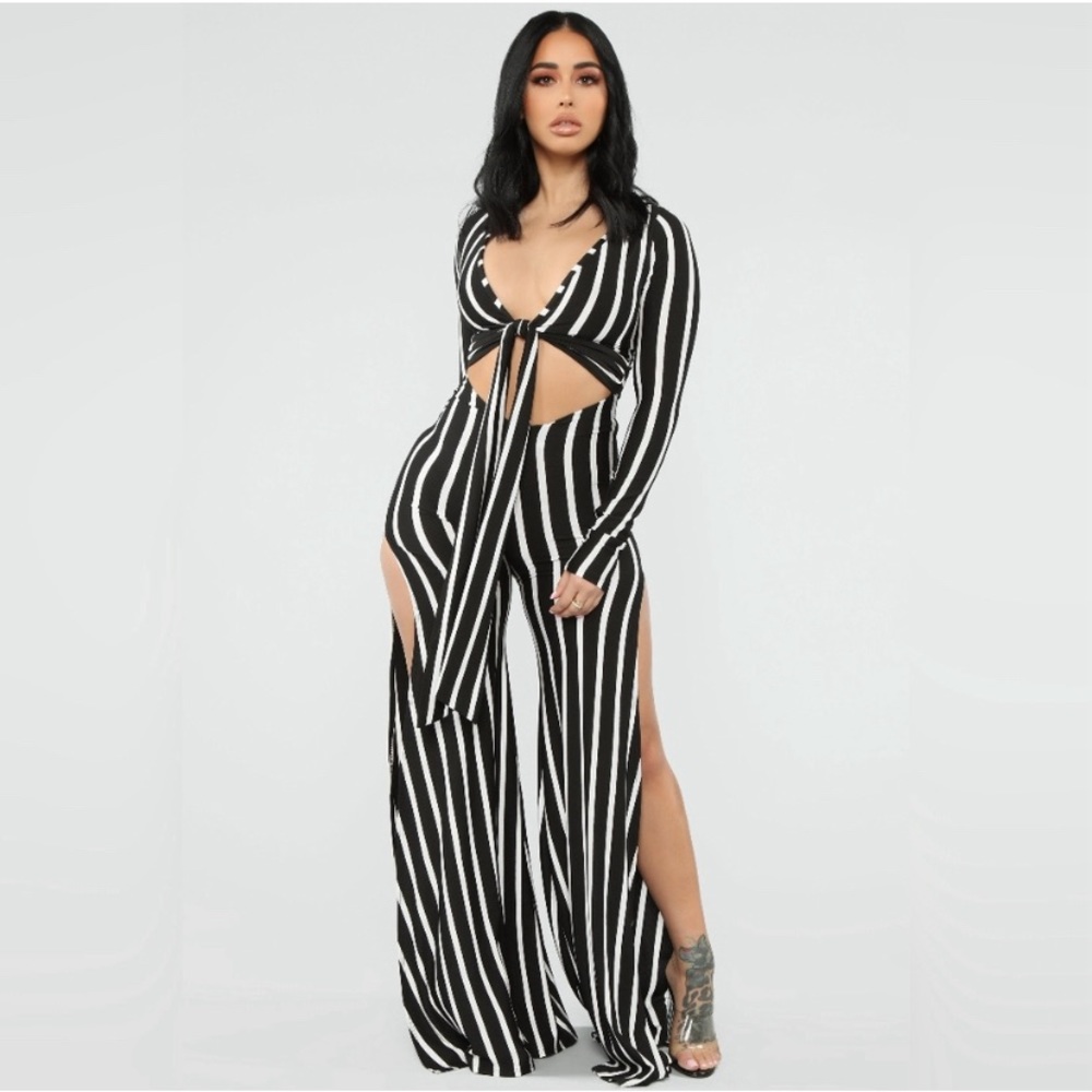 Stunning vertical jumpsuit